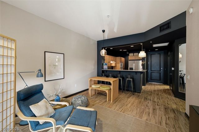 15 East Agate Avenue 301, Las Vegas, NV 89123