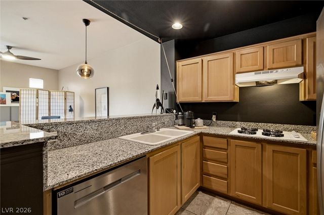 15 East Agate Avenue 301, Las Vegas, NV 89123