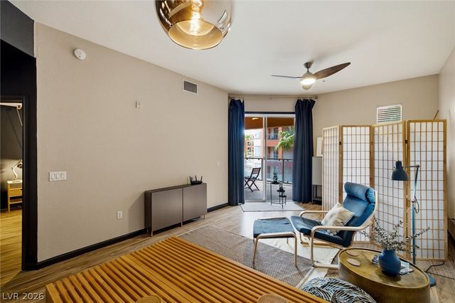 15 East Agate Avenue 301, Las Vegas, NV 89123