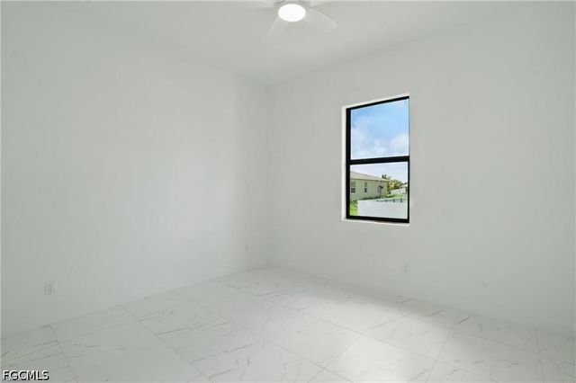 472 Rajah ST, Lehigh Acres, FL 33974
