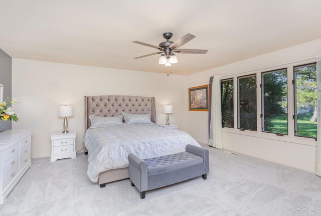 6299 Golf Lakes Court, Bay City, MI 48706