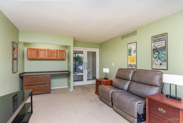 6299 Golf Lakes Court, Bay City, MI 48706