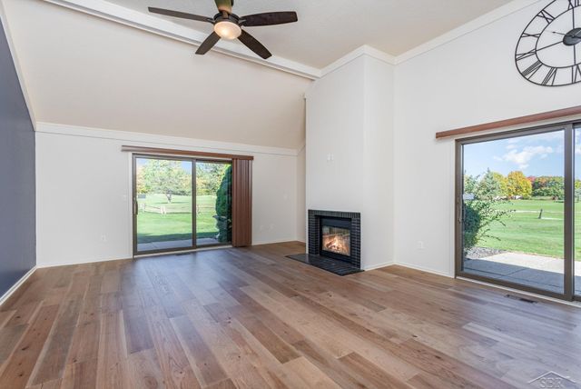 6299 Golf Lakes Court, Bay City, MI 48706