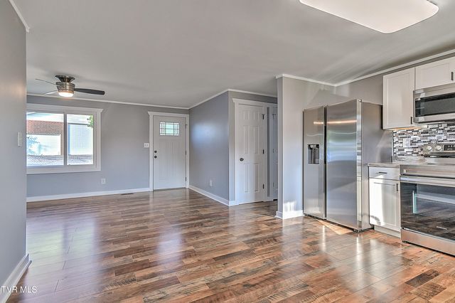 212 Asbury Street, Kingsport, TN 37660