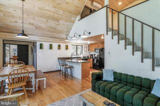315 ENDLESS SUMMER RD, Hedgesville, WV 25427
