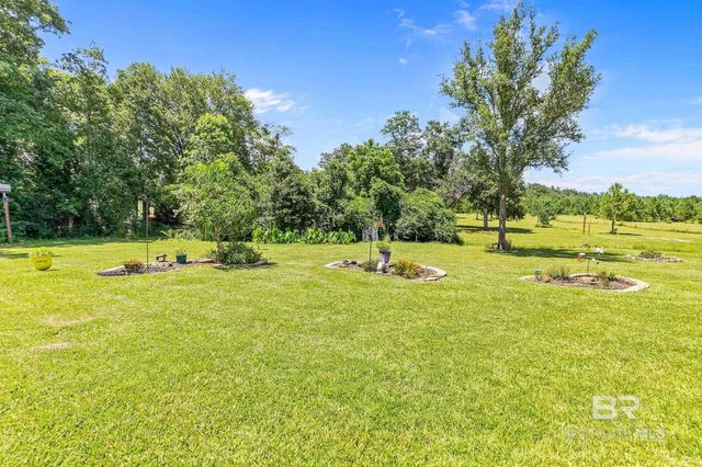 21573 N County Road 68, Robertsdale, AL 36567