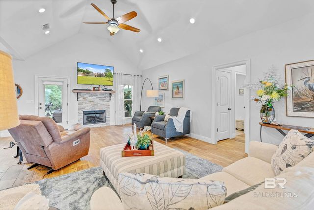 21573 N County Road 68, Robertsdale, AL 36567