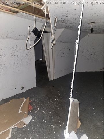 3213 Jackson Avenue, Point Pleasant, WV 25550