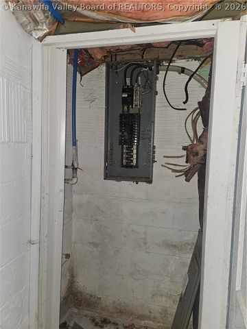 3213 Jackson Avenue, Point Pleasant, WV 25550