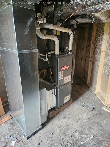 3213 Jackson Avenue, Point Pleasant, WV 25550