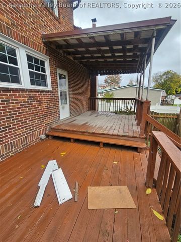 3213 Jackson Avenue, Point Pleasant, WV 25550