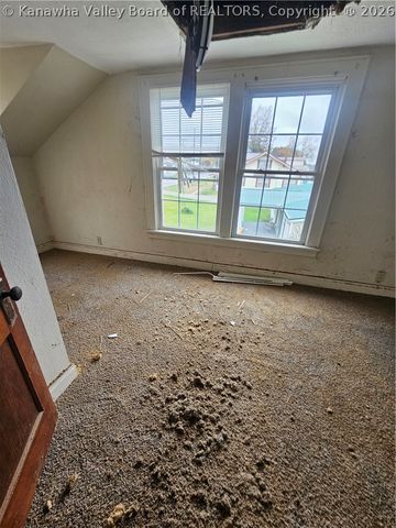 3213 Jackson Avenue, Point Pleasant, WV 25550