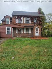 3213 Jackson Avenue, Point Pleasant, WV 25550