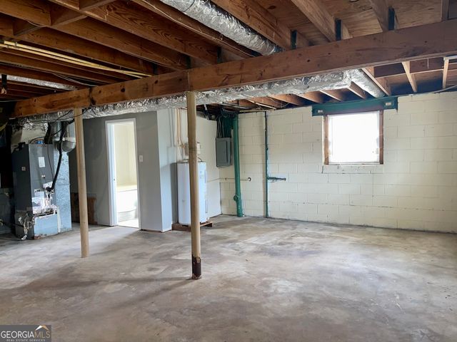 5777 Northfield Drive, Ellenwood, GA 30294