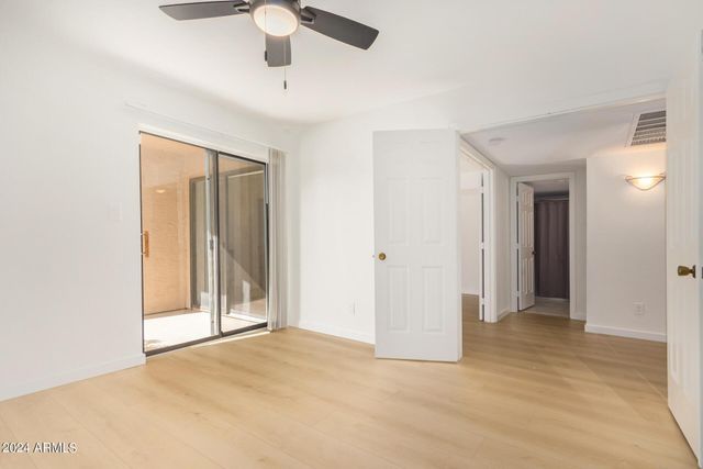 9445 N 94th Place Unit 111, Scottsdale, AZ 85258