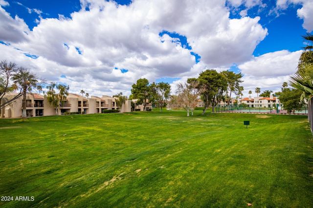 9445 N 94th Place Unit 111, Scottsdale, AZ 85258