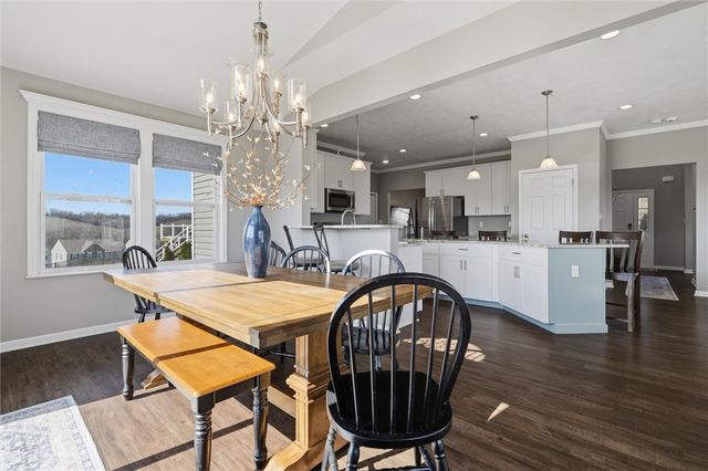 133 Azalea Cir, Rostraver, PA 15012