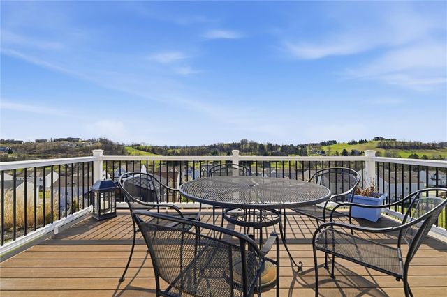 133 Azalea Cir, Rostraver, PA 15012