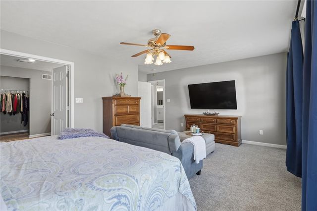 133 Azalea Cir, Rostraver, PA 15012