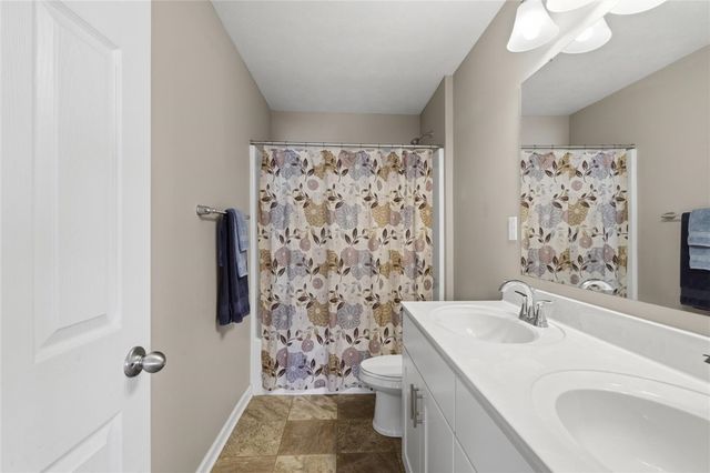 133 Azalea Cir, Rostraver, PA 15012