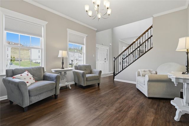 133 Azalea Cir, Rostraver, PA 15012