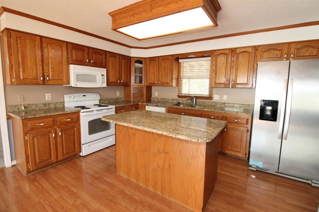 200 Sneeds Drive, Inman, SC 29349