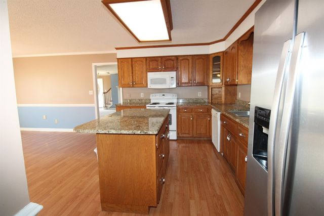 200 Sneeds Drive, Inman, SC 29349