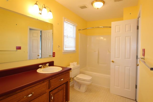 200 Sneeds Drive, Inman, SC 29349