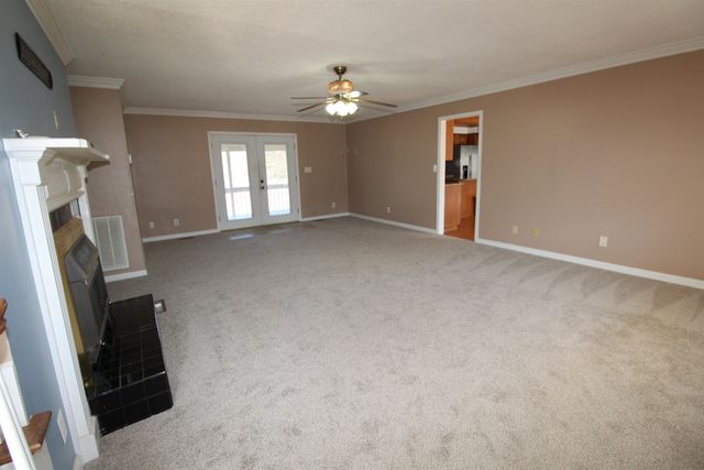 200 Sneeds Drive, Inman, SC 29349