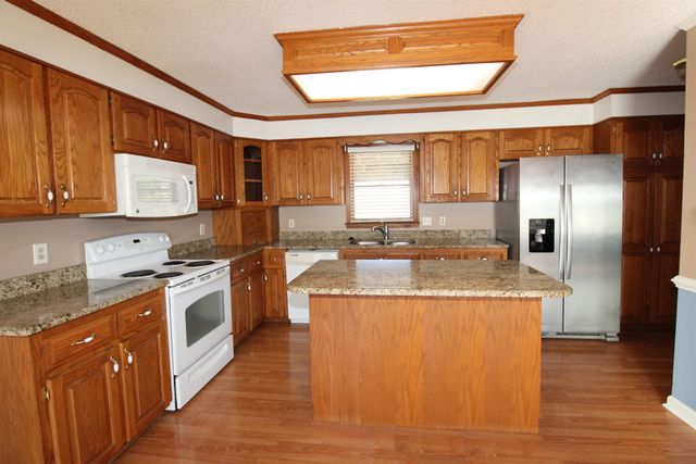 200 Sneeds Drive, Inman, SC 29349