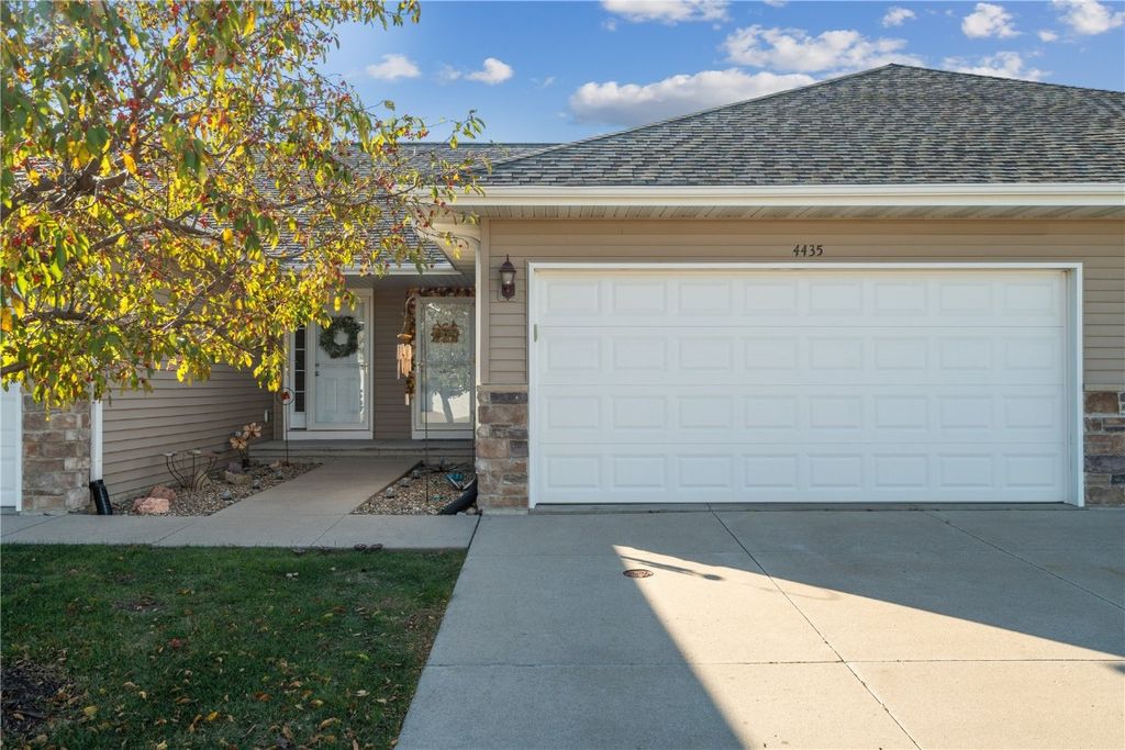 4435 Hastings Drive, Marion, IA 52302