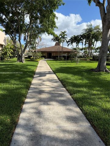 10975 SW 107th ST. 202, Kendall, FL 33176