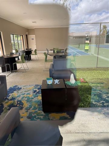 10975 SW 107th ST. 202, Kendall, FL 33176