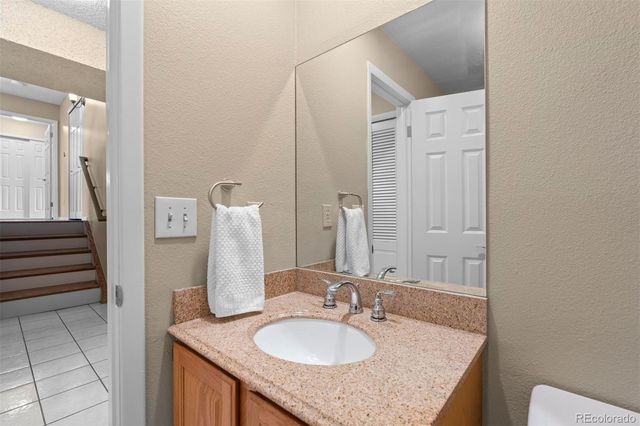 12662 E Bates Circle, Aurora, CO 80014