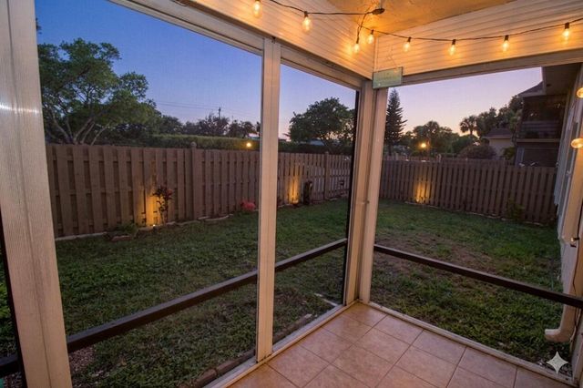 1201 NW 13th Street 323b, Boca Raton, FL 33486
