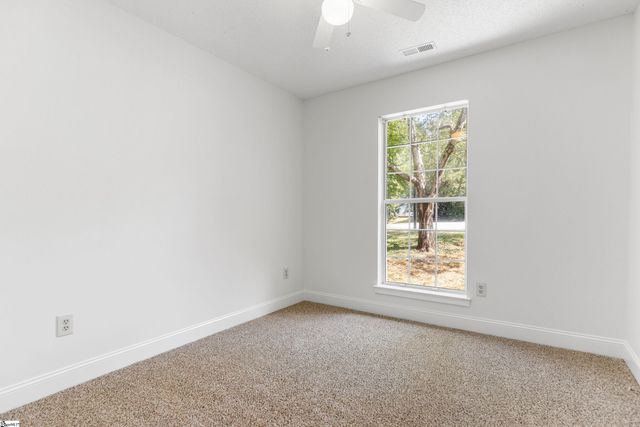 225 Clear Lake Drive, Simpsonville, SC 29680
