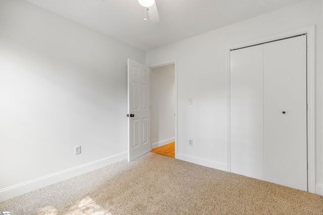 225 Clear Lake Drive, Simpsonville, SC 29680