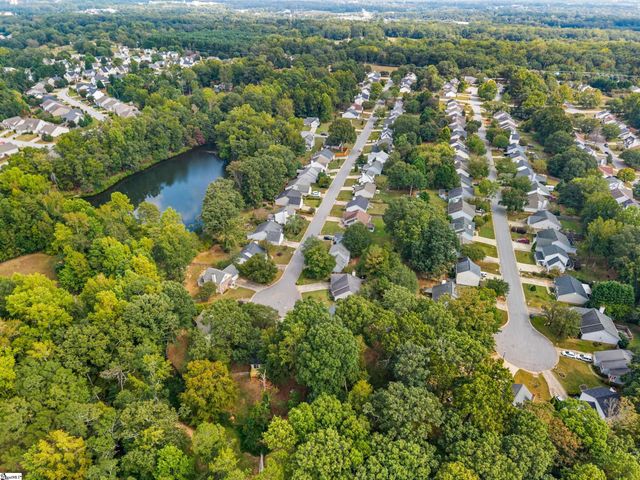 225 Clear Lake Drive, Simpsonville, SC 29680