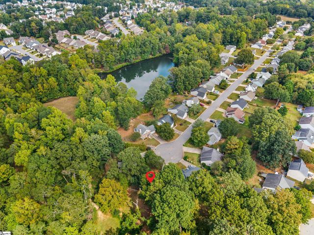 225 Clear Lake Drive, Simpsonville, SC 29680