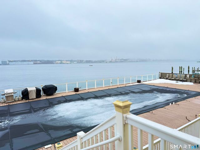 292 Pequot Avenue 2G, New London, CT 06320