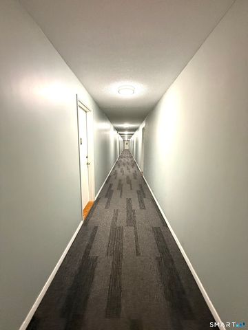 292 Pequot Avenue 2G, New London, CT 06320