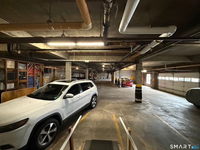 292 Pequot Avenue 2G, New London, CT 06320