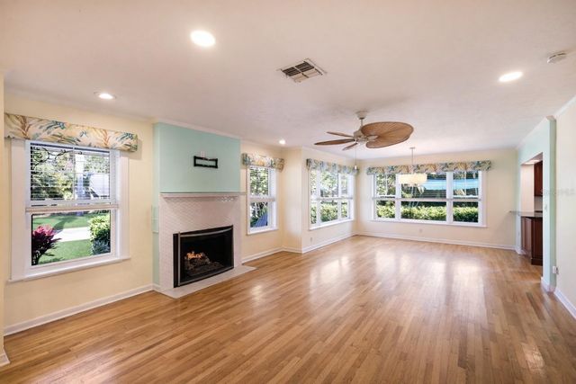 104 24TH STREET NW, Bradenton, FL 34205