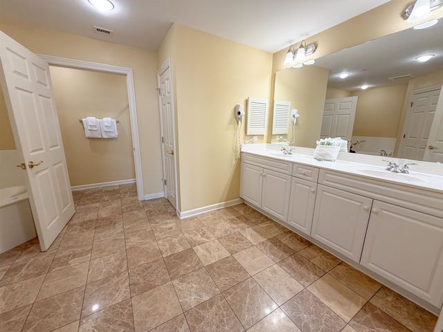 8500 Margate Cir Apt 2207, Myrtle Beach, SC 29572
