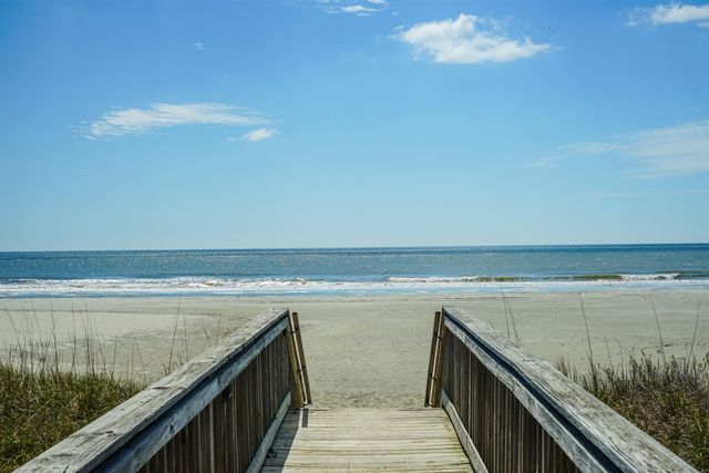 8500 Margate Cir Apt 2207, Myrtle Beach, SC 29572