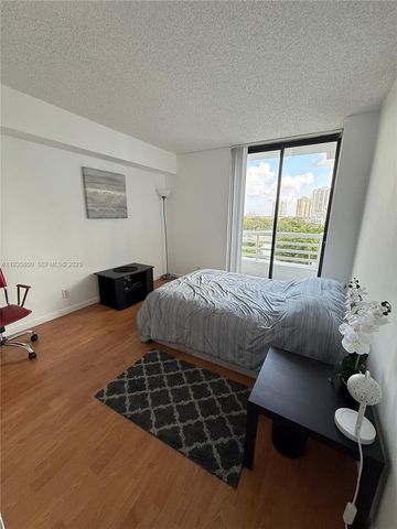 3300 NE 192nd St 808, Aventura, FL 33180