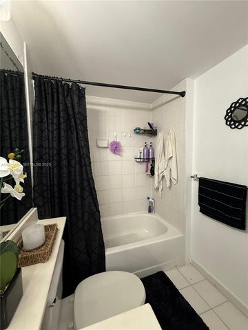 3300 NE 192nd St 808, Aventura, FL 33180