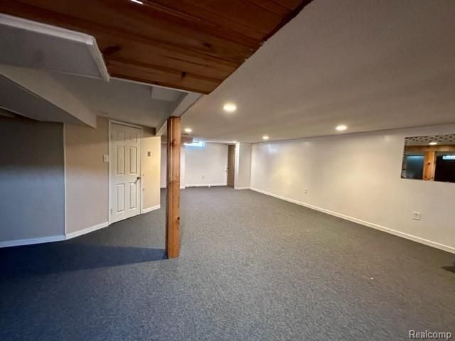 8429 Whitefield Street, Dearborn Heights, MI 48127