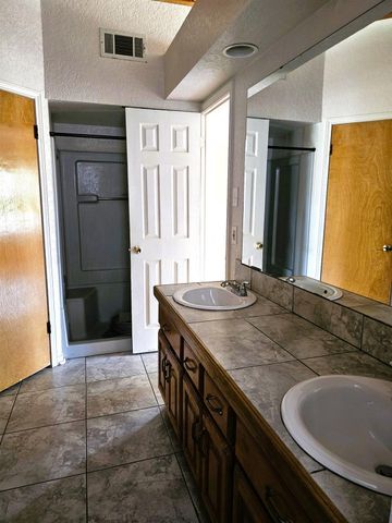 218 Atkinson Ave, Copperas Cove, TX 76522