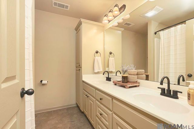 12308 Creekside Ave, Walker, LA 70785